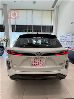 تۆیۆتا ئۆربان کرۆزەر